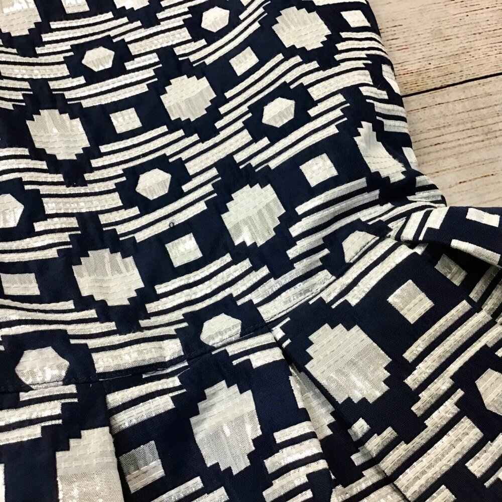 Little Girls Crazy 8 Navy/White/Silver Aztec Print Special Occasion Dress Size 1 - Picture 3 of 9